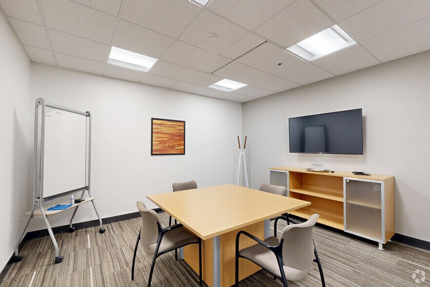 More Photos Of 100 Fillmore St, Denver Coworking Space