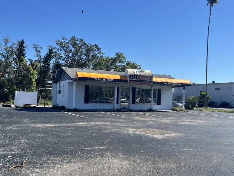 Primary Photo Of 5501 34th St, Saint Petersburg Auto Dealership For Sale