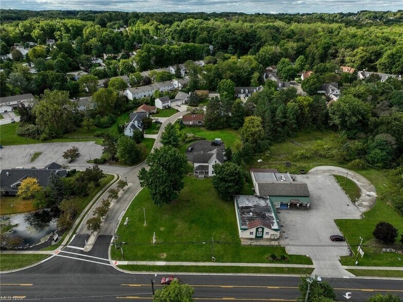 More Photos Of 10858 Ravenna Rd, Twinsburg Storefront Retail Office For Lease