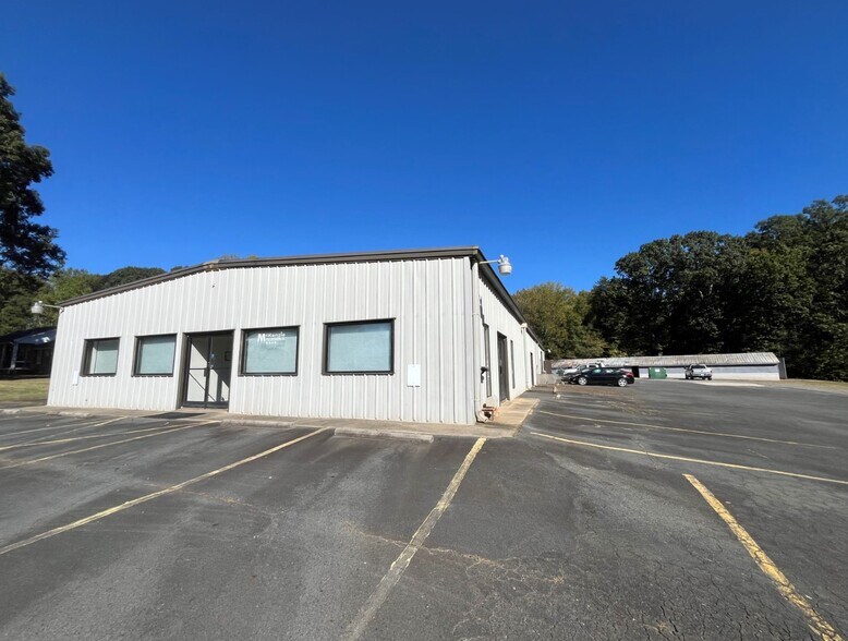 Primary Photo Of 8545 Highway 52, Rockwell Flex For Sale
