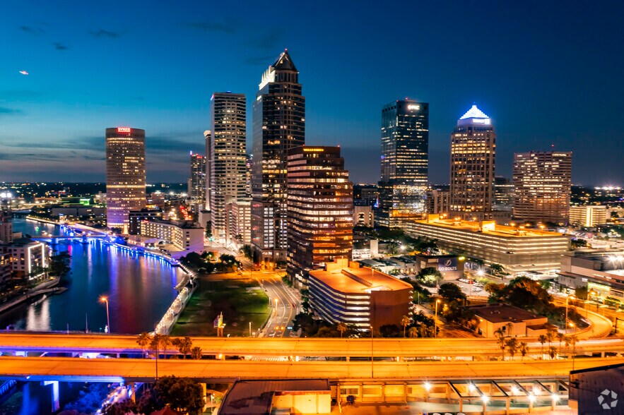 More Photos Of 100 S Ashley Dr, Tampa Office Residential For Lease