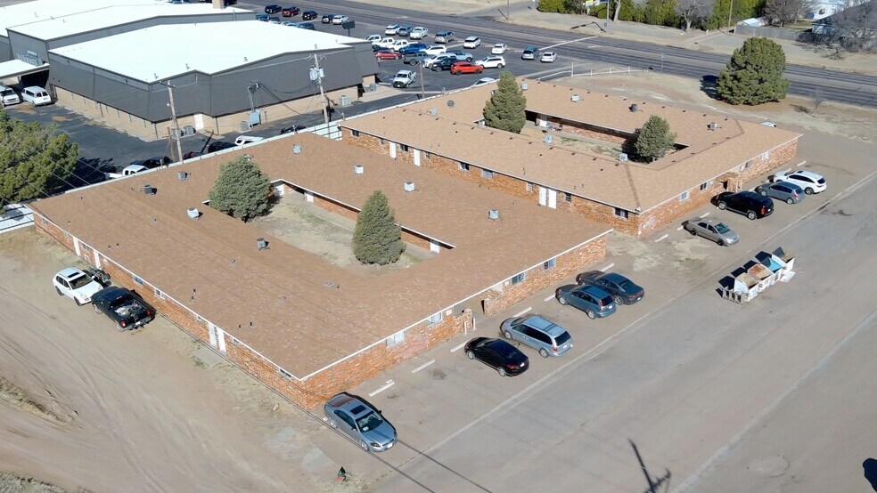 More Photos Of 1725 E 1st St, Dumas Multifamily For Sale