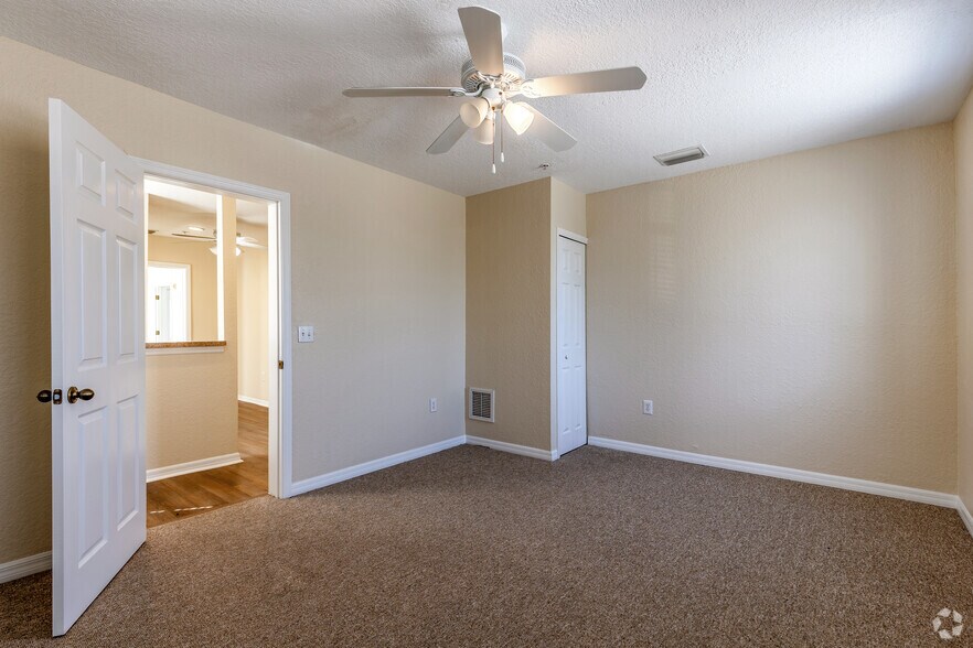 More Photos Of 1103-1109 14th St W, Bradenton Medical For Lease