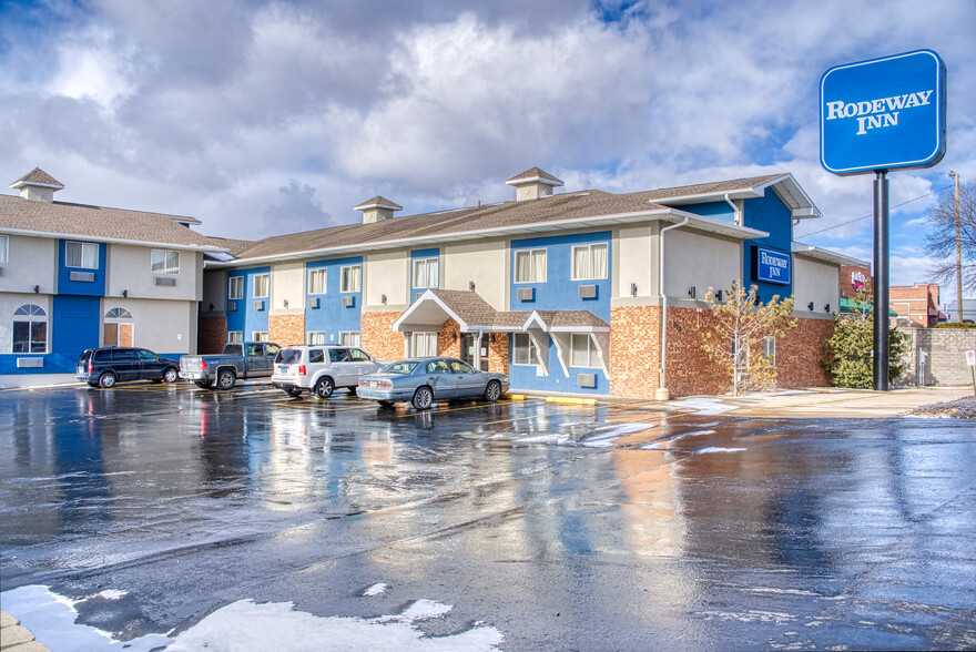 Primary Photo Of 1313 N Lacrosse St, Rapid City Hotel For Sale