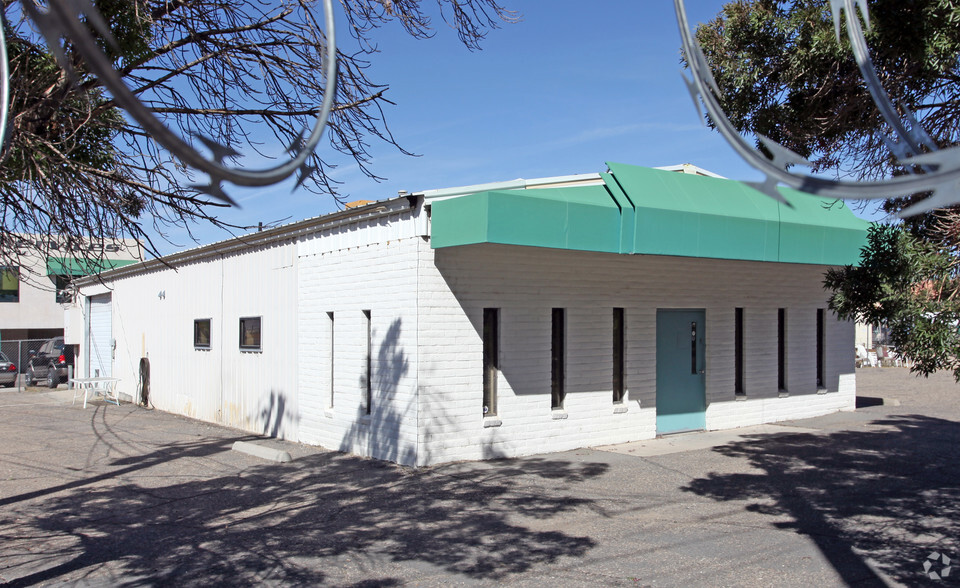 Primary Photo Of 1903 Edith Blvd NE, Albuquerque Warehouse For Sale