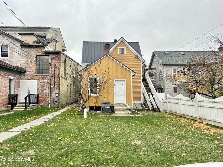 More Photos Of 512 Chestnut St, Mifflinburg Specialty For Sale