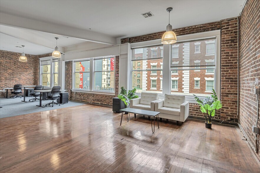 More Photos Of 34-38 Mason St, San Francisco Loft Creative Space For Sale