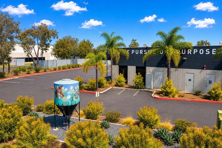 More Photos Of 8680 Miralani Dr, San Diego Warehouse For Lease