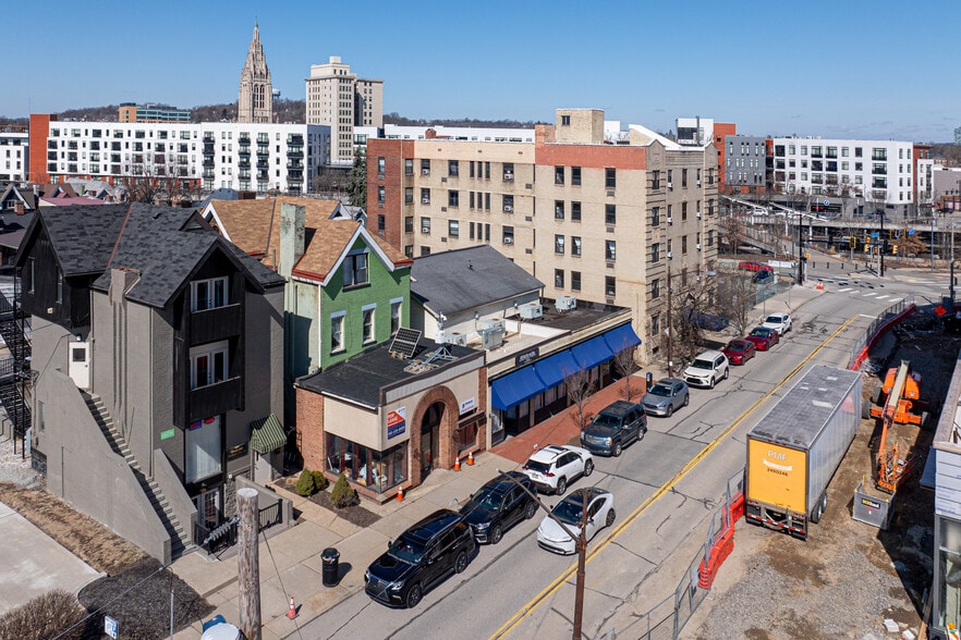 More Photos Of 236 Shady Ave, Pittsburgh Apartments For Lease