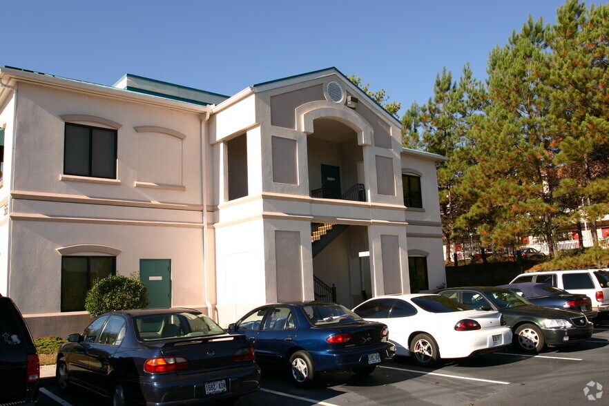 More Photos Of 565 Old Norcross Rd, Lawrenceville Medical For Lease