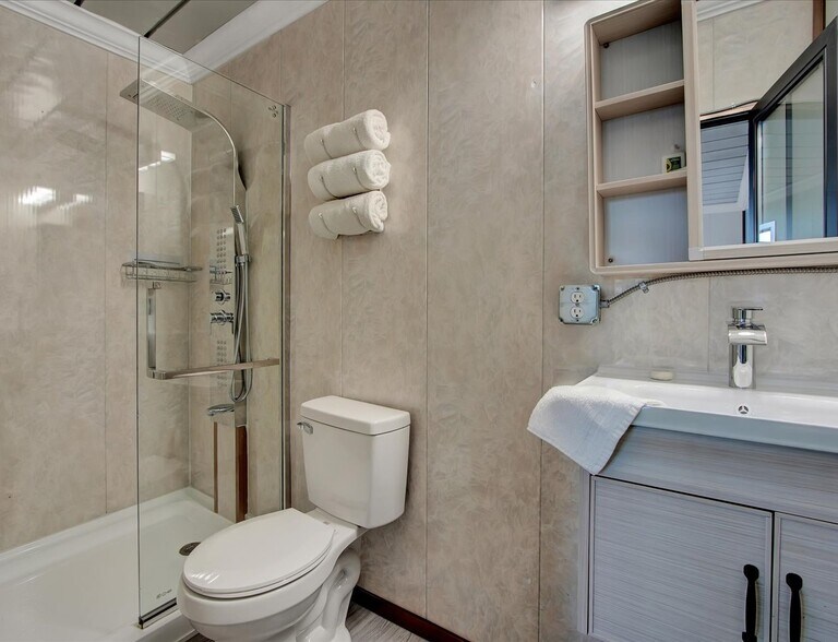 More Photos Of 124 Water Fall Ct, Hot Springs Apartments For Sale