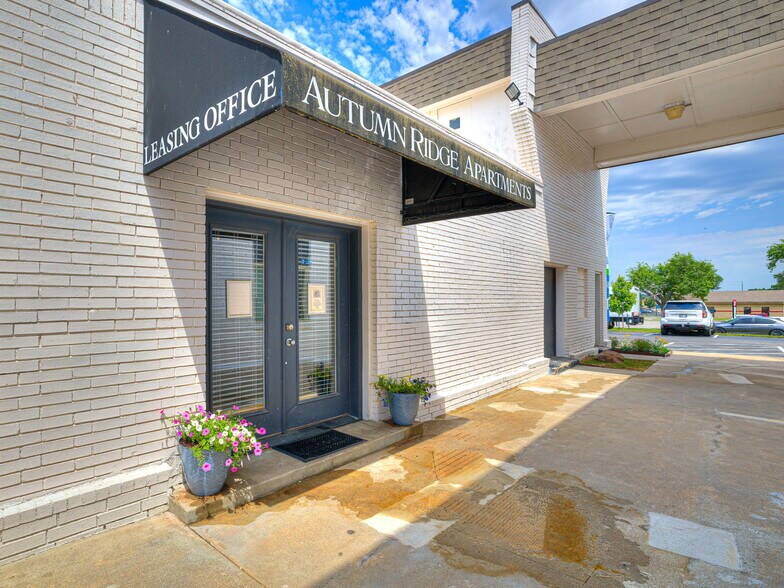 More Photos Of 1713 S Memorial Dr, Tulsa Apartments For Sale