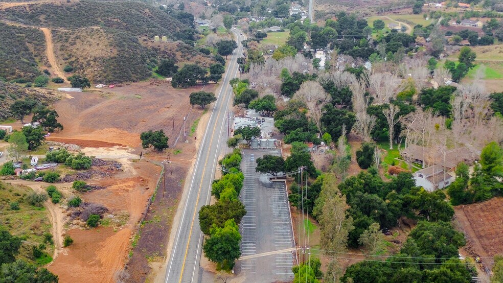 More Photos Of 12117 Sierra Hwy, Santa Clarita Hotel For Sale