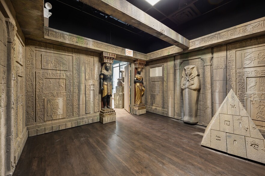 More Photos Of 59 E Van Buren St, Chicago Apartments For Lease