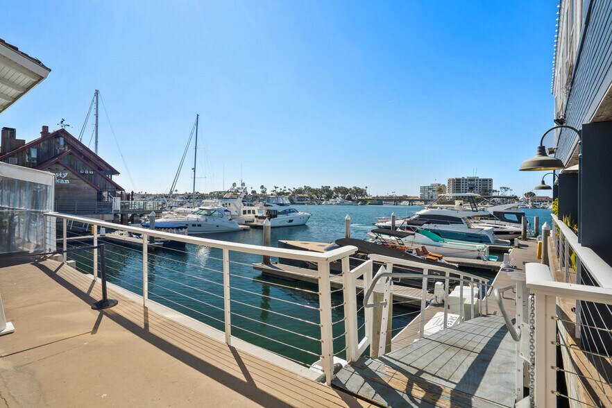 More Photos Of 2751 W Coast Hwy, Newport Beach Restaurant For Lease