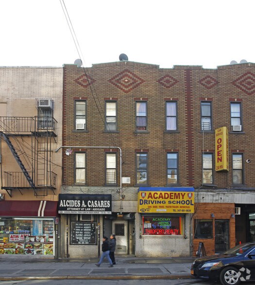 More Photos Of 278 Wyckoff Ave, Brooklyn Storefront Retail Residential For Lease