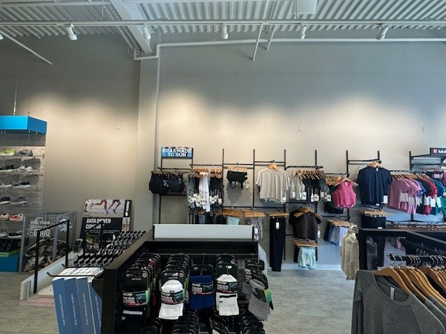 More Photos Of 153 Ridge Way, Flowood Storefront Retail Office For Lease