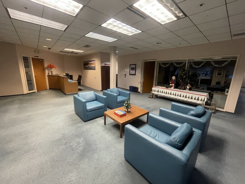 More Photos Of 15400 NE 90th St, Redmond Office For Lease