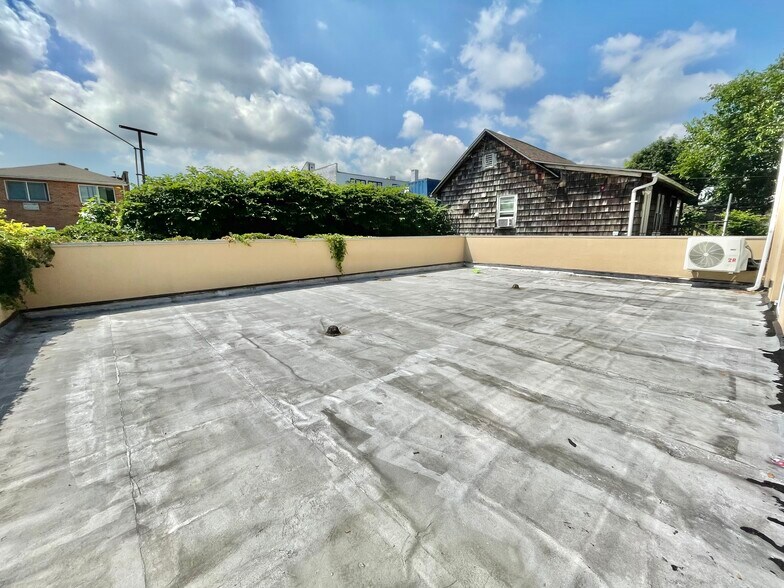 More Photos Of 150-30 12th Ave, Whitestone Apartments For Sale