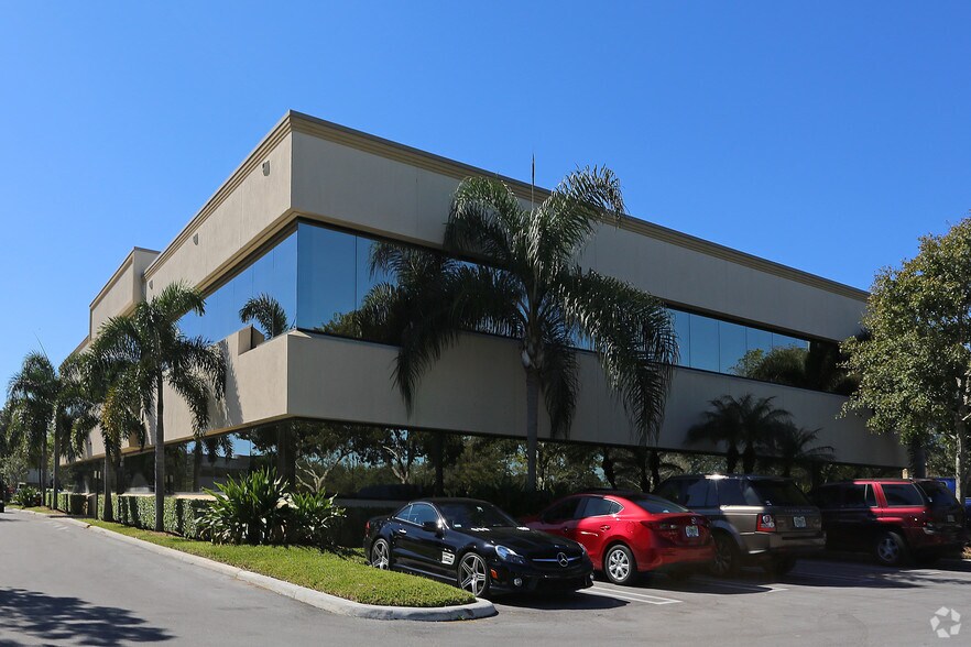 More Photos Of 12989 Southern Blvd, Loxahatchee Unknown For Lease