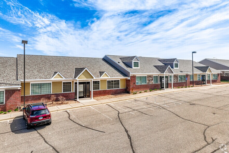 More Photos Of 1063-1123 Weir Dr, Woodbury Medical For Sale