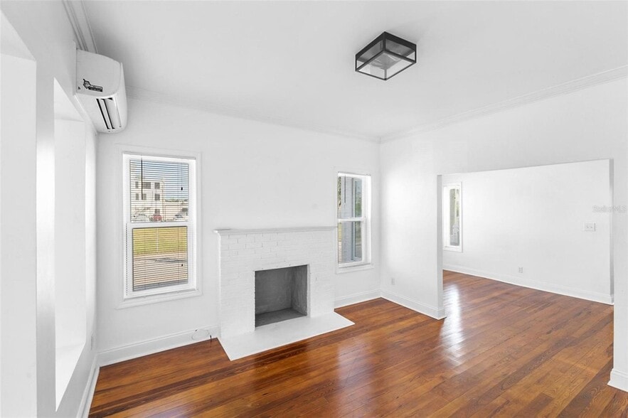 More Photos Of 201 Palmetto St, New Smyrna Beach Apartments For Sale