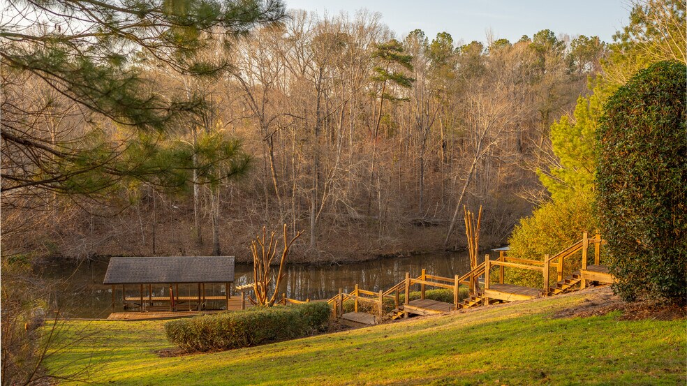 More Photos Of 402 Cliffside dr, Titus Land For Sale