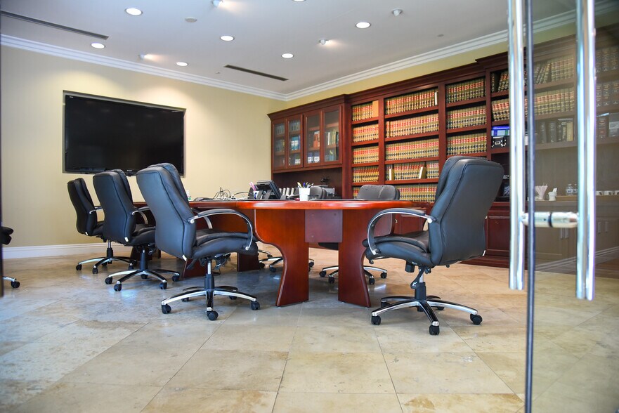 More Photos Of 26023 Acero, Mission Viejo Office For Lease