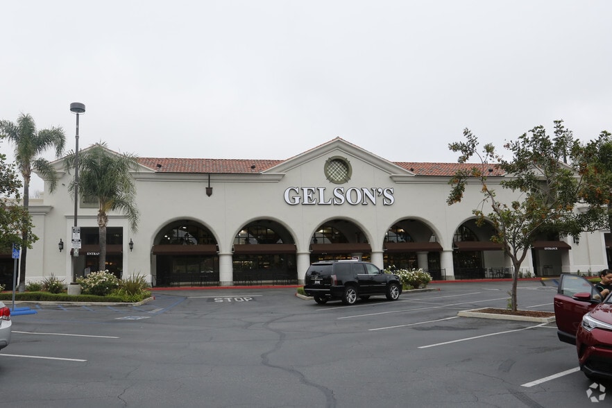 More Photos Of 22277 Mulholland Dr, Calabasas Unknown For Lease