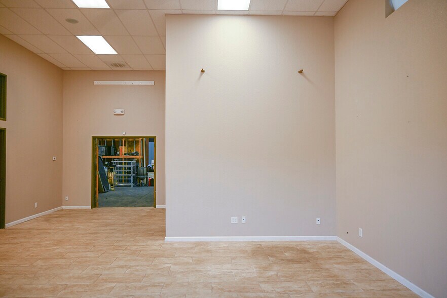 More Photos Of 1800 Industrial Blvd, Colleyville Loft Creative Space For Sale
