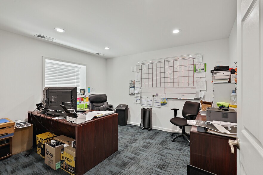 More Photos Of 138 N Conococheague St, Williamsport Warehouse For Sale