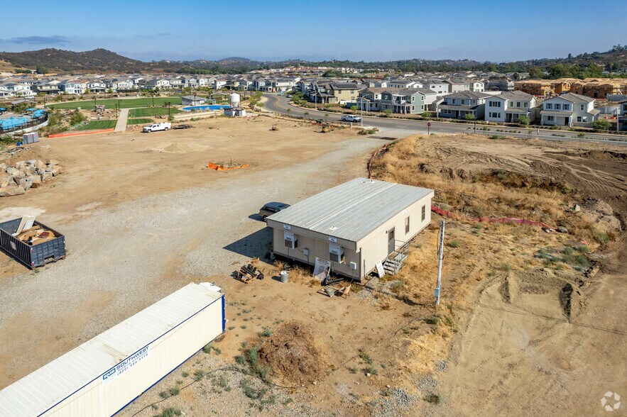 More Photos Of Mirar De Valle Rd, Valley Center Unknown For Lease