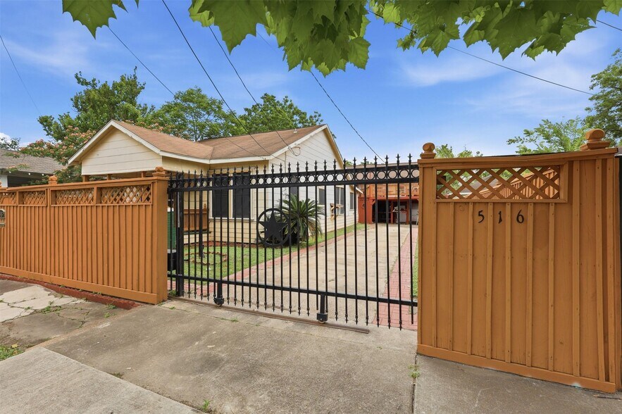 More Photos Of 516 N Everton St, Houston Manufactured Housing Mobile Home Park For Sale