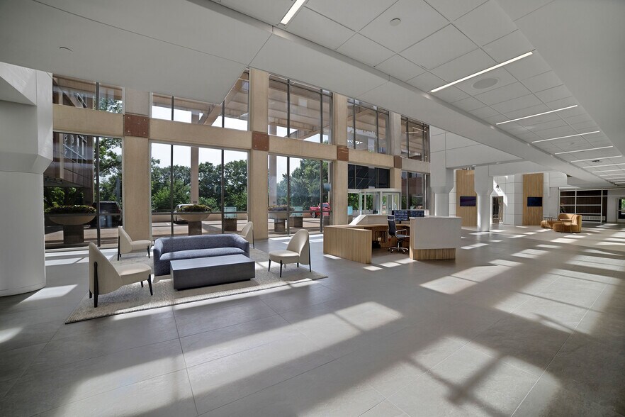 More Photos Of 12404 Park Central Dr, Dallas Office For Lease