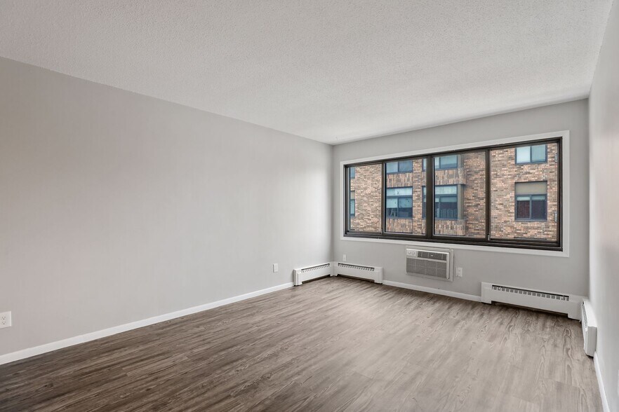 More Photos Of 912 22nd Ave S, Minneapolis Apartments For Sale