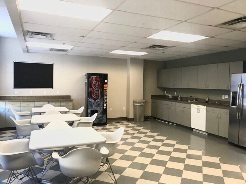 More Photos Of 200 N Duke St, Lancaster Office For Sale