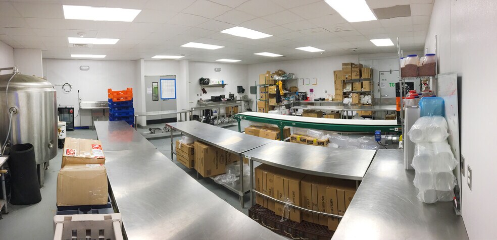 More Photos Of 2619 Evarts St NE, Washington Warehouse For Lease