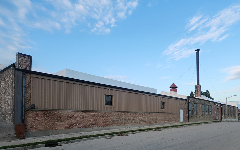 More Photos Of 1819 S 71st St, Milwaukee Manufacturing For Sale