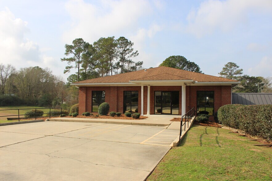 More Photos Of 5000 W 4th St, Hattiesburg Medical For Lease