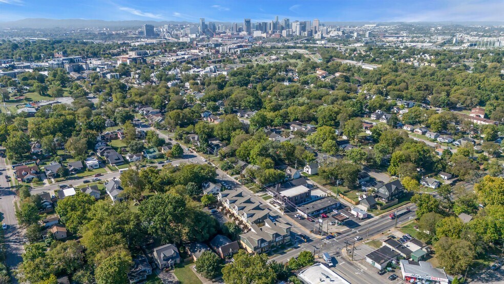 More Photos Of 722 McFerrin Ave, Nashville Restaurant For Lease