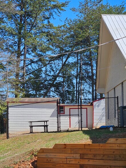 More Photos Of 2920 Browns Bridge Rd, Gainesville Specialty For Sale