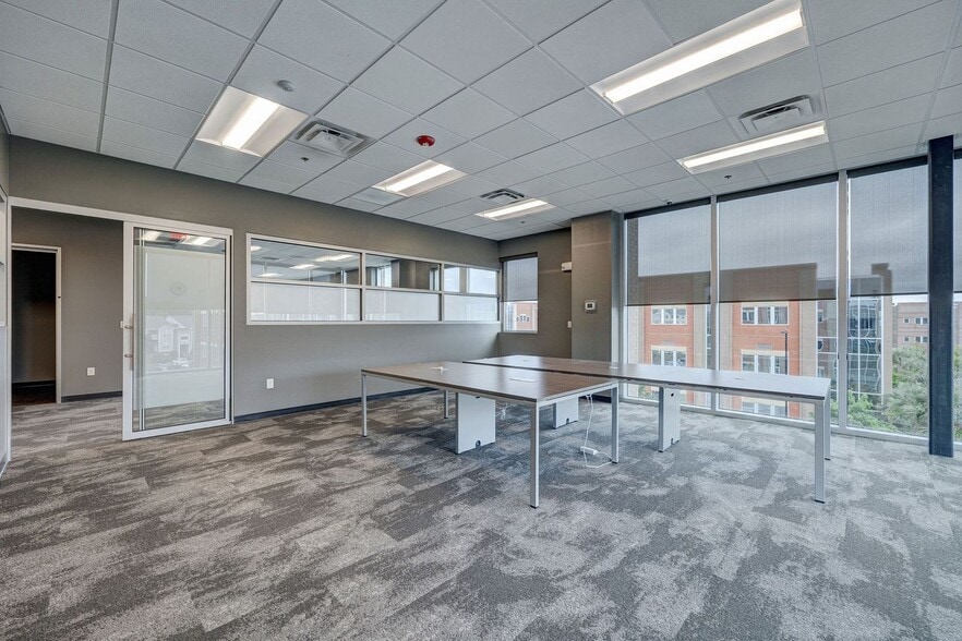 More Photos Of 6740 Rock Spring Rd, Wilmington Office For Lease