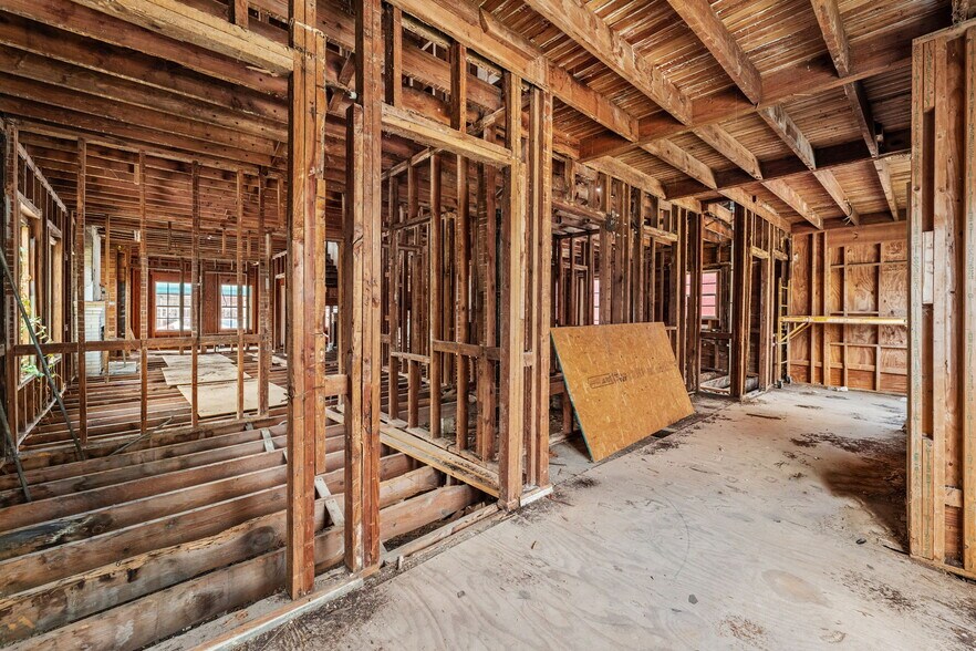 More Photos Of 814 E New Haven Ave, Melbourne Office For Sale