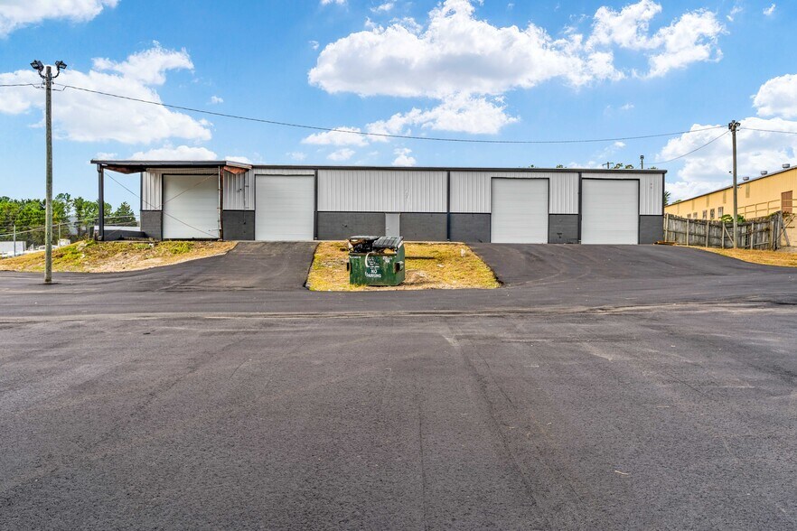 More Photos Of 3502 Moreland Ave, Conley Service For Lease