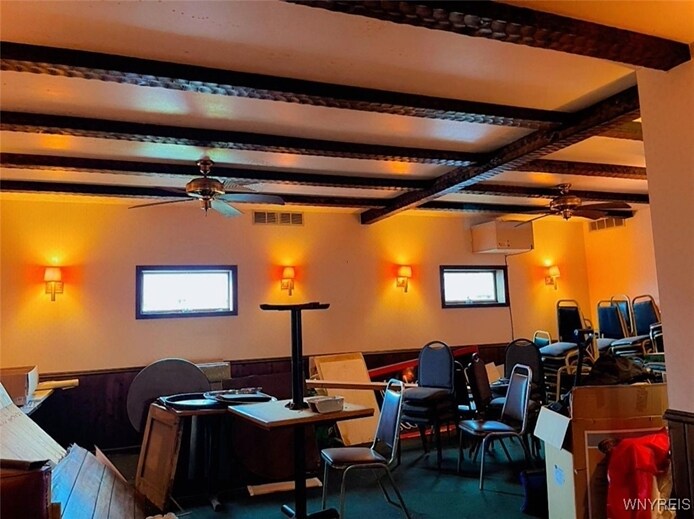 More Photos Of 1701 Pine Ave, Niagara Falls Restaurant For Sale