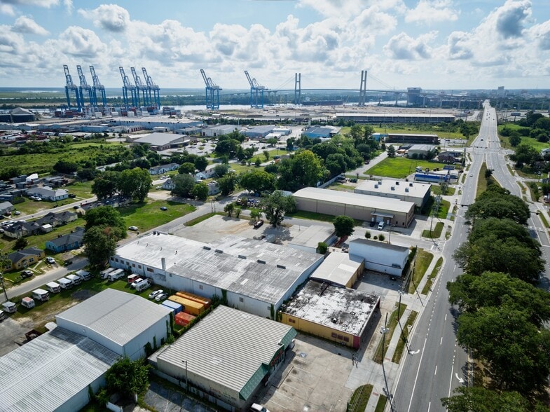 More Photos Of 1313 Rogers St, Savannah Service For Sale