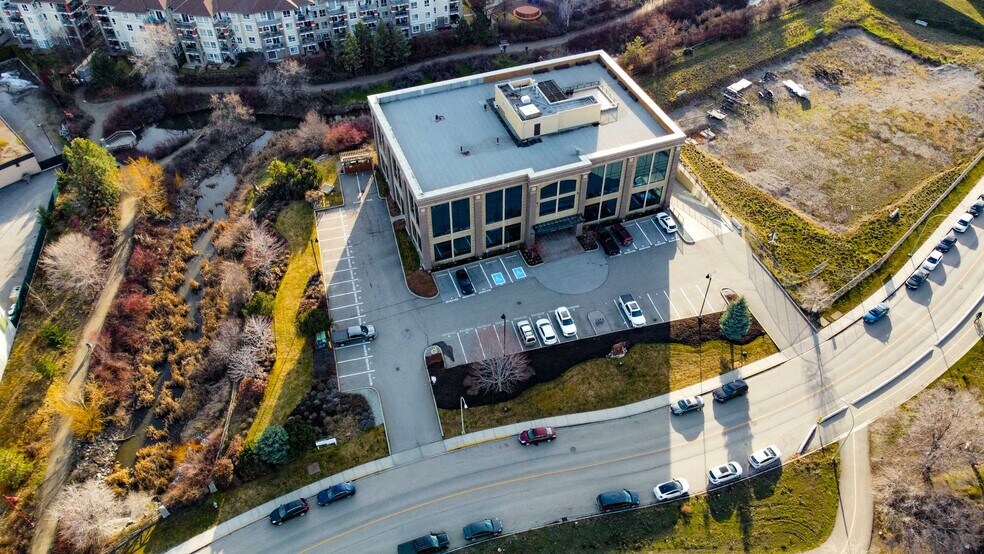More Photos Of 1060 Manhattan Dr, Kelowna Office For Lease