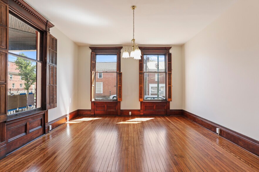 More Photos Of 408 W King St, Martinsburg Loft Creative Space For Lease
