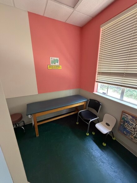 More Photos Of 9160 Galleria Ct, Naples Medical For Lease