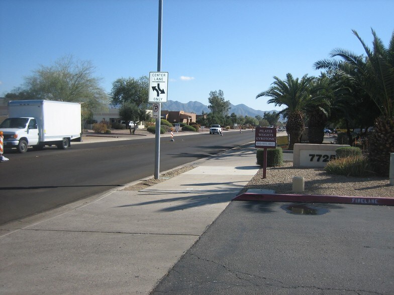 More Photos Of 7655 E Redfield Rd, Scottsdale Light Distribution For Lease